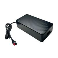 Chargeur de batterie au lithium 24V 8A 350W, connecteur étanche, chargeur de batterie pour robot, protection contre les surcharges, entrée 100-240VAC
