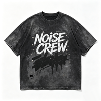 T-shirt oversize à col rond Kornit DTG avec imprimé croix graffiti épais, strass, gouttes de métal et ourlet effiloché multi-éclats