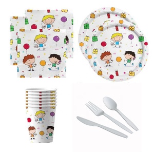 Assiette <span class=keywords><strong>en</strong></span> papier jetable écologique vaisselle <span class=keywords><strong>en</strong></span> <span class=keywords><strong>carton</strong></span> ensemble <span class=keywords><strong>de</strong></span> vaisselle compostable personnalisée pour mariage tasses <span class=keywords><strong>de</strong></span> fête <span class=keywords><strong>de</strong></span> Noël et d'anniversaire - Product Image 2