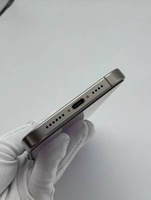 Teléfono Móvil Usado Apple iPhone 15 Pro Max 256GB 8GB RAM Pantalla de 6.7" Versión Estadounidense 5G con Accesorios