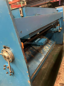 Cisaille <span class=keywords><strong>hydraulique</strong></span> 8x2500 mm pour tôles métalliques de 8 mm – Coupe-tôles à guillotine pour fer - Product Image 5