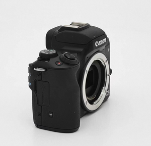 EOS <span class=keywords><strong>M50</strong></span> Mark II 24.1MP APS-C sin espejo con desenfoque de fondo natural que no pueden superar los teléfonos - Product Image 4
