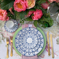 Service de table en céramique peinte à la main bleu et blanc de style nordique de luxe, assiettes, tasses et soucoupes en porcelaine méditerranéenne pour la vente en gros aux hôtels