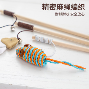 Juguete interactivo de madera para gatos con plumas, cascabel y ratón, para combatir el aburrimiento, origen Zhejiang. - Product Image 3