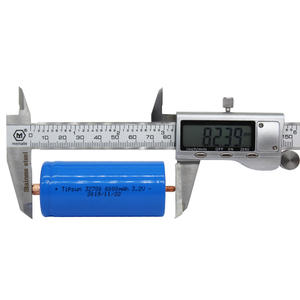 6ah cellular lifepo4 rechargeable lithium 32650 Battery 3,<span class=keywords><strong>2</strong></span> v thumbscrews - Product Image 3