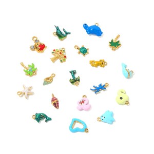 Sueño Veraniego Caprichoso |   Charm delicado de acero inoxidable con baño de oro PVD de 18K y esmalte para la creación de joyería DIY |   Colgante Tropical Oceánico - Product Image 6