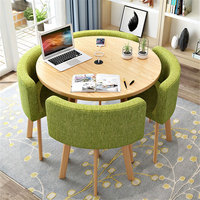 Ensemble de salle à manger en bois moderne, table et chaises pour 4 personnes, pour la maison et l'hôtel