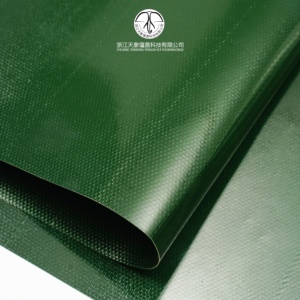 Panneaux publicitaires en tissu imperméable enduit de PVC pour les industries des auvents marins Résistance exceptionnelle à la moisissure UV - Product Image 3