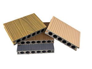 Plancher <span class=keywords><strong>en</strong></span> <span class=keywords><strong>bois</strong></span>-plastique co-extrudé à trous ronds, sans entretien et imperméable, adapté aux terrasses et aux piscines - Product Image 2