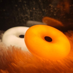 Lámpara ambiental de noche con forma de mini donut, cargaUSB, sensor táctil,para la habitación de los niños o la mesita de noche - Product Image 6