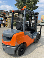 Chariot élévateur Toyota FD30T d'occasion de Dubaï, capacité 1000-3000 kg, comprend moteur, boîte de vitesses, pompe - Rapports et inspection vidéo
