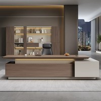 Ensemble de bureau de direction en forme de L, table de bureau de luxe légère, chaise de bureau moderne minimaliste, mobilier en bois haut de gamme pour président et directeur