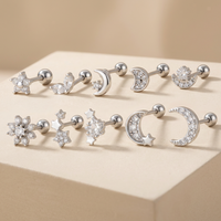 Perhiasan Tubuh Fashion dari Baja Anti Karat Perak, Anting Piercing Bentuk Bulan dengan Zirkon, untuk Tindik Cartilage, Helix, Rook, dan Conch