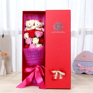 Confezione Regalo Artigianale con <span class=keywords><strong>Orsetto</strong></span> e <span class=keywords><strong>Rose</strong></span> <span class=keywords><strong>di</strong></span> Sapone in Stile Moderno, Consegna Rapida <span class=keywords><strong>per</strong></span> San Valentino, Matrimoni, Lauree, Festa della Mamma - Product Image 2