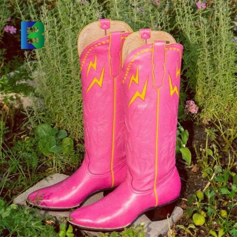 Barchon XY4337 Fashion Western Boots Embroidery Moon Star Cowboy Boots  Women Shoes Custom Thick Heels Ladies Boots Women Shoes