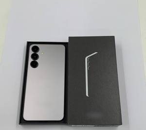 ขายส่งโทรศัพท์มือถือมือสองคุณภาพสูงรุ่นใหม่ S25 Plus ความจุ 256GB รองรับ 5G ปลดล็อคด้วยใบหน้า ระบบปฏิบัติการแอนดรอยด์ - Product Image 1