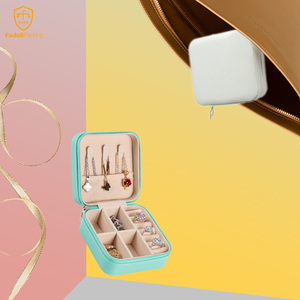 Estuches de Joyería Portátiles de Cuero PU FADELI FDL-SN102 con Logotipo Personalizado al por Mayor, Cajas de Joyería Pequeñas para Viaje, para Anillos y Collares - Product Image 3