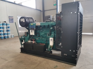 Offre Spéciale Moteur Diesel HK180GF 180 CV 4 temps 13L Refroidi par eau 4 cylindres 1800 tr/min avec poulie d'embrayage et entretien facile - Product Image 4