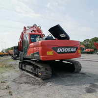 Excavatrice Doosan 225 d'occasion, hydraulique, sur chenilles, sans fuite d'huile, faible nombre d'heures, à vendre