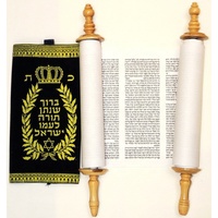 Faites défiler 5 livres de Moïse hébreu Sainte Bible avec Yad Pointer Sefer Torah Prière
