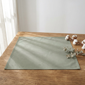 Tissu tissé en maille brossée de 65 pouces de large, 300 GSM, 63 % polyester, 27 % rayonne, 10 % élasthanne, effet peau de pêche, couche d'air - Product Image 3