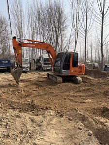 Excavadora pequeña de 7 toneladas Excavadora Hitachi Zx70u Zx50 de segunda mano con hoja Excavadora Hitachi 50 ZX50 usada en condiciones casi nuevas - Product Image 4