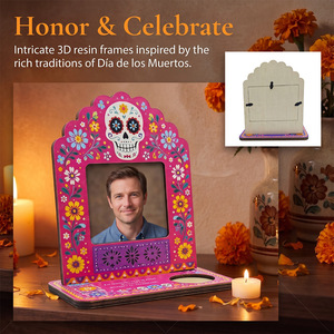 Cornice Portafoto in Legno con Portacandele e Base Commemorativa Intagliata per il Giorno dei Morti - Product Image 3