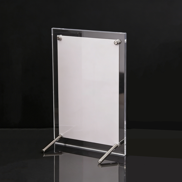 Factory Wholesale Customized Transparent Acrylic Magnetic Beauty Picture Photo Display Frame Gift for Desktop Display