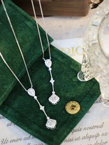 Xinfly Fournisseur en gros de bijoux en or 18 carats, service OEM/ODM personnalisé, prix d'usine, collier en or blanc avec certification - Product Image 5