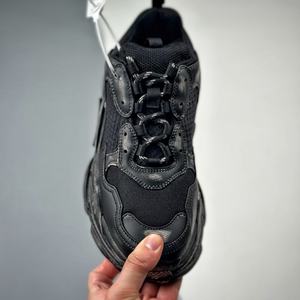 Zapatos Deportivos Casuales de Alta Calidad, Diseño de Lujo, Transpirables, con Cordones, Plataforma Triple S, para Hombre y Mujer - Product Image 2