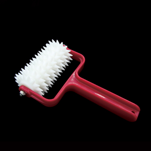 Pizza foro puncher di Grado Alimentare di Plastica di Rotolamento Pin 120 centimetri di Larghezza 8 Righe Ingranaggio Rotante Pizza di Cottura Strumento - Product Image 6