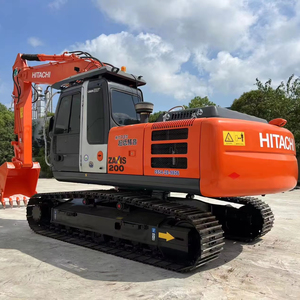 Excavatrice d'occasion HITACHI ZX200 pour travaux de terrassement à vendre - Product Image 1