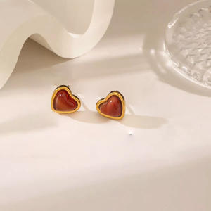 Nouveau style boucles d'oreilles en acier inoxydable en forme de coeur pour femmes accessoire de bijoux haut de gamme pour un usage quotidien ou un cadeau - Product Image 4