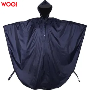 Capa de chuva WOQI para acampamento e pesca ao ar livre impermeável com faixa reflexiva, capa de chuva de poliéster para adultos e caminhadas