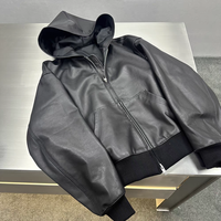 2025 Vente en gros OEM Veste bomber en cuir noir brillant personnalisée, coupe ample, style survêtement de pilote