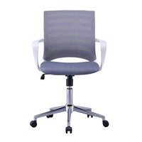 Chaise de conférence pivotante ergonomique en maille avec accoudoirs blancs, design contemporain, chaise de bureau blanche, base chromée, garantie 3 ans