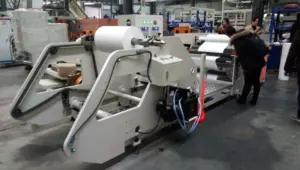 Macchina di rivestimento in cera hotmelt per imballaggio alimentare materiale cosmetico ceretta di carta industriale attrezzatura per il trattamento impermeabile - Product Image 2