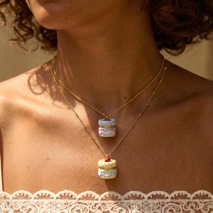 CAIOOCHE New Arrival Anti Tarnish Jewelry Wholesale Colorful Fruit Oil <strong>Drop</strong> Openable Photo Box Gold Plated Cake Pendant <strong>Necklace</strong> - Product Image 2