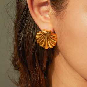 Shell <b>Stud</b> <b>Earrings</b> 18k Gold Plated Zinc Alloy Fashion Party Jewelry - Product Image 4