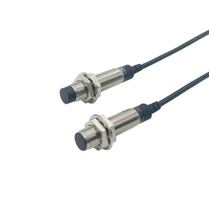 Capteur de proximité inductif DGKJ M12 NPN/PNP normalement ouvert et normalement fermé – Vente directe usine - Product Image 1