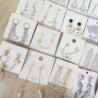 Vente en gros de boucles d'oreilles longues à la mode et de luxe pour femmes, lot mixte de boucles d'oreilles de style coréen, grandes boucles d'oreilles en forme de larme