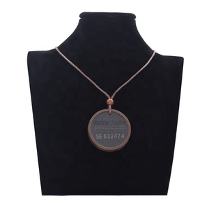 จี้หินลาวาภูเขาไฟประจุลบป้องกันการเกิดรังสีป้องกันแรงลมพร้อมแหวนยาง - Product Image 5