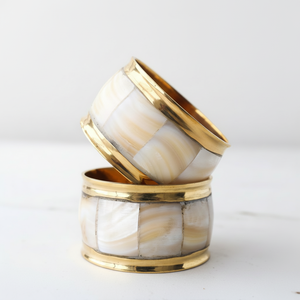 Vente en gros de soutiens-gorge et de nacre Antique rond de serviette à des prix compétitifs Vente en gros Dernière vente Ensemble d'anneaux à collectionner serviette - Product Image 1