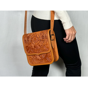 Elegante Bolso Bandolera Vintage Minimalista 100% Cuero Genuino para Mujer, Diseño Moderno y Ligero con Botón Bordado - Product Image 2