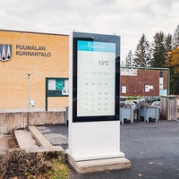 Totem Extérieur Numérique Imperméable de 55 65 75 Pouces 3500 Nits, Écran LCD Publicitaire sur Pied pour Affichage Dynamique