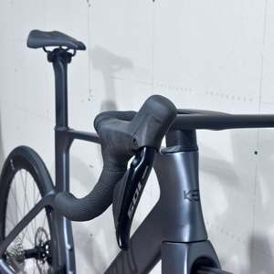 Grupo Electrónico <span class=keywords><strong>SHIMANO</strong></span> <span class=keywords><strong>105</strong></span> Di2 de 12 Velocidades Directo de Fábrica, Bicicleta de Carretera de Carbono T800, Cuadro Ligero, Frenos de Disco Hidráulicos OEM - Product Image 4