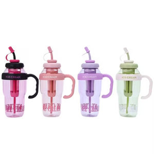 Bouteille d'eau en plastique de 1300 ml avec paille, grande capacité, pour étudiants, idéale pour l'été et les activités de plein air, avec infuseur pour boissons glacées - Product Image 1