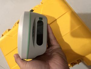 جهاز مسح محمول متعدد الوظائف من نوع South Galaxy G2 GNSS IUM RTK (أخضر) - Product Image 2