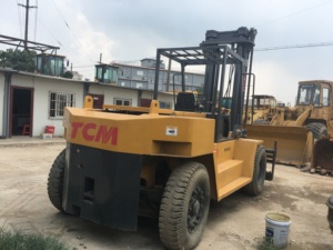 <b>Used</b> TCM FD160 Diesel Forklift 16 Ton 4WD Manual Operation Rough Terrain Solid Tire - Product Image 1