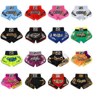 Shorts de Muay Thai MMA unisexes en polyester/coton, imprimés en relief, sur mesure, respirants, séchage rapide, 220g - Product Image 1
